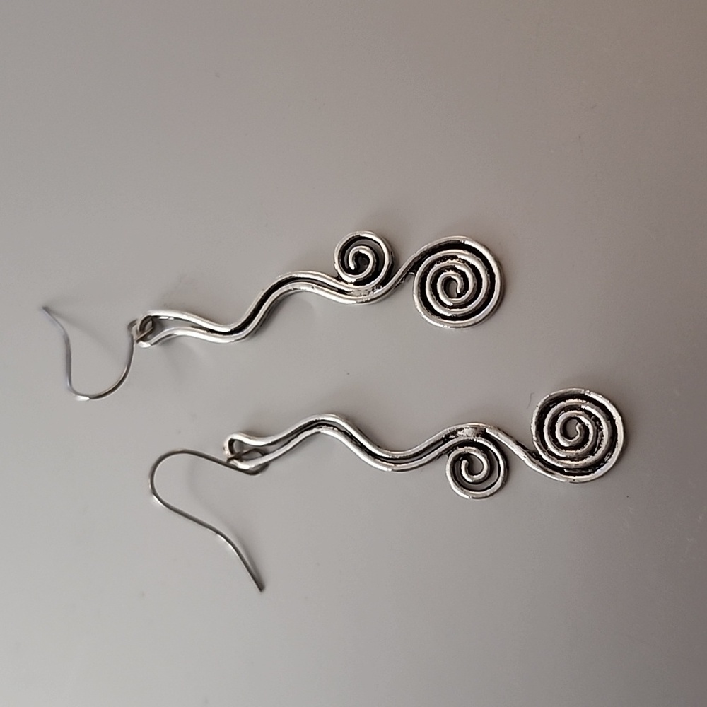 Tribal Spiral Design  Earrings EB - Picture 2 of 3